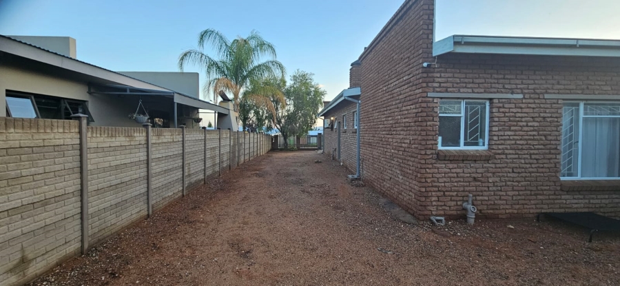 3 Bedroom Property for Sale in Keidebees Northern Cape